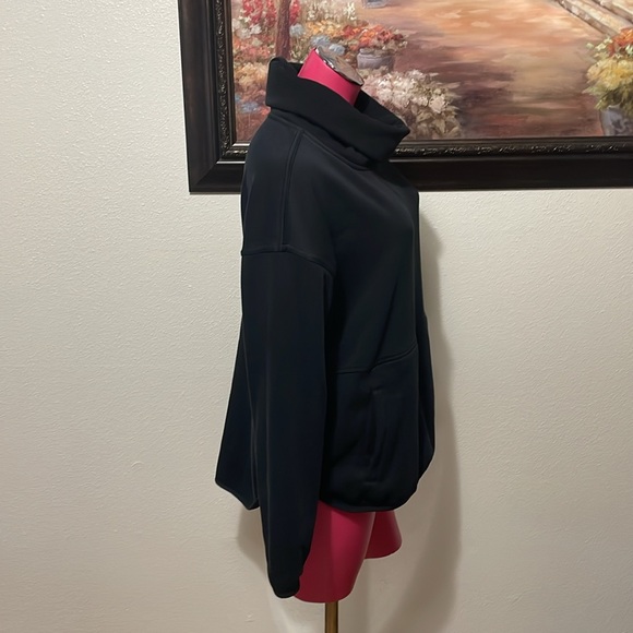 Eddie Bauer Turtleneck Mock Sweatshirt Fleece Lined Pouch Pocket Tulip Hem Black - Picture 4 of 14